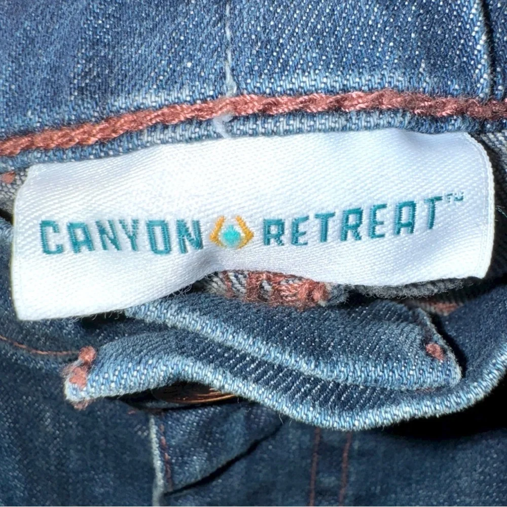 Canyon Retreat these brand